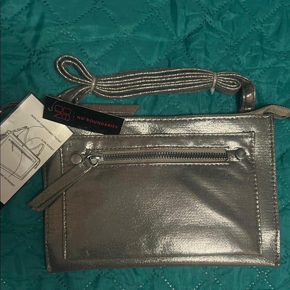 No Boundaries Silver Women's Bag - Picture 2 of 5